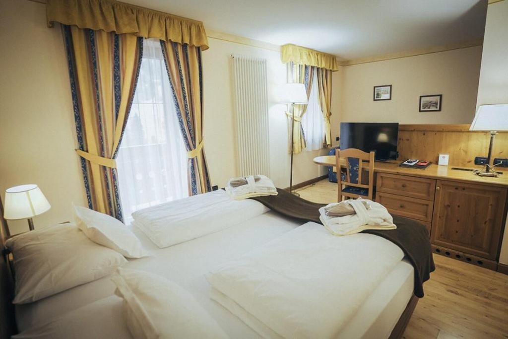 Hotel Al Parco Moena Buitenkant foto