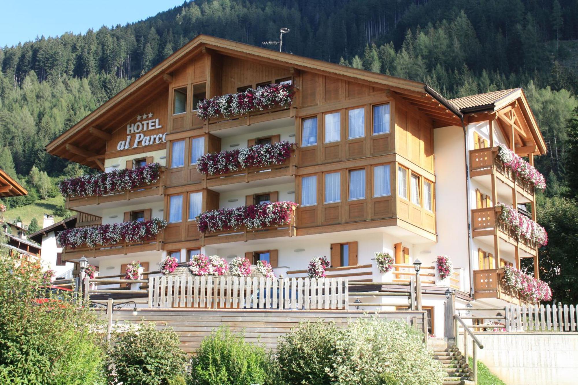 Hotel Al Parco Moena Buitenkant foto